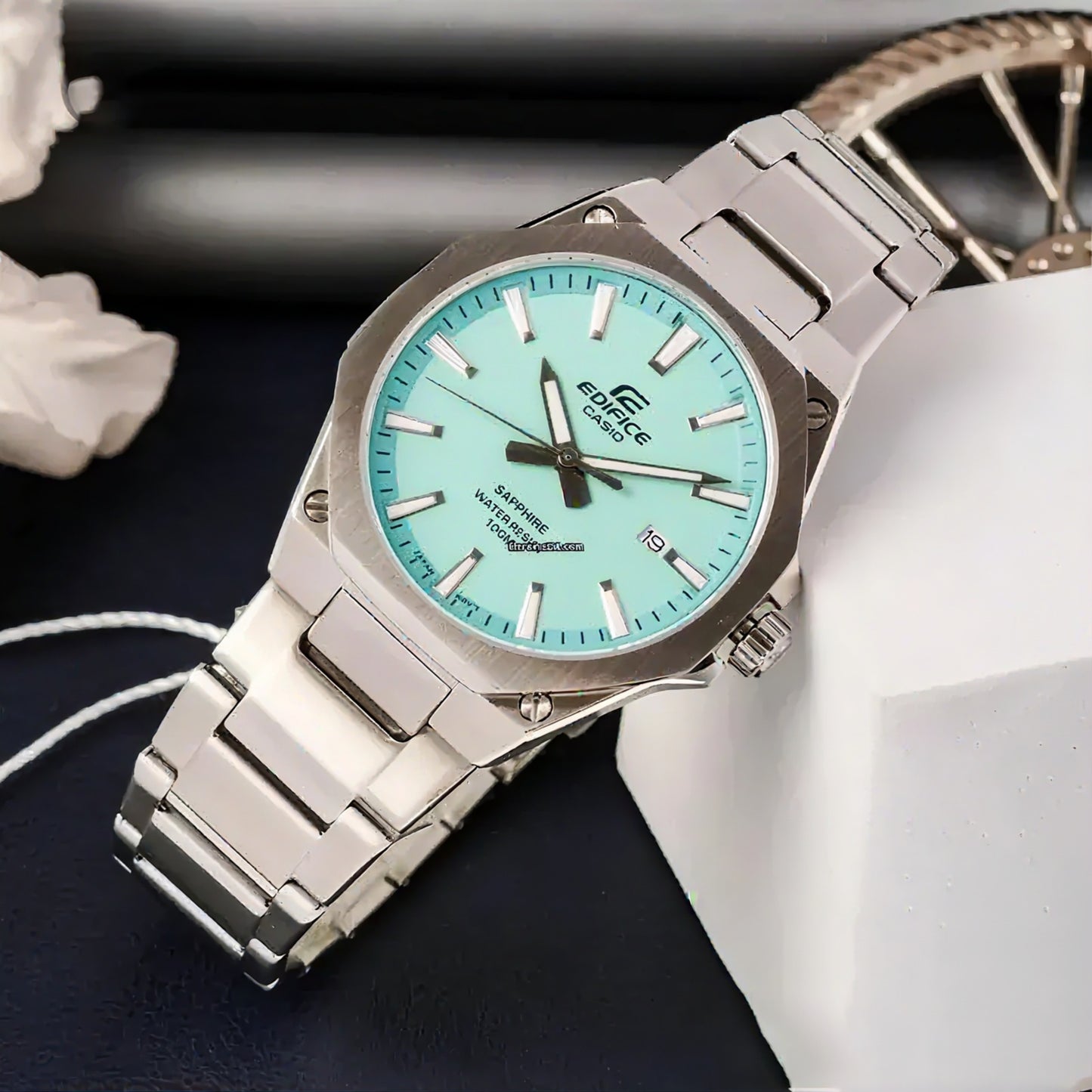 Ultra & Édifice Bleu Turquoise – L’élégance qui impose le respect